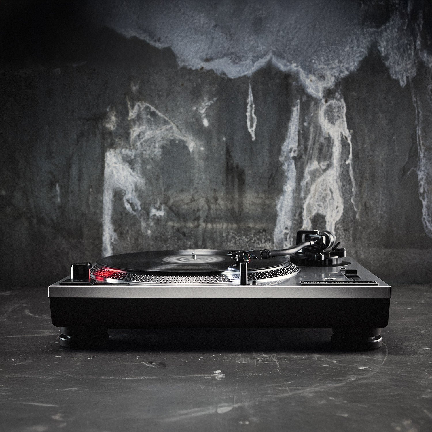 PRO T1: DJ Turntable | Direct-drive, Ortofon OM Pro S